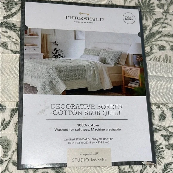 Studio McGee Decorated Border Cotton Slub Print Quilt , Light Teal Green - Picture 2 of 16